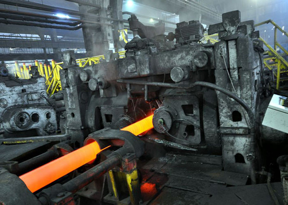 Deformare i tubi non ferrosi che perforano mulino per il tubo senza saldatura